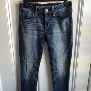 American Eagle medium wash jeggings
